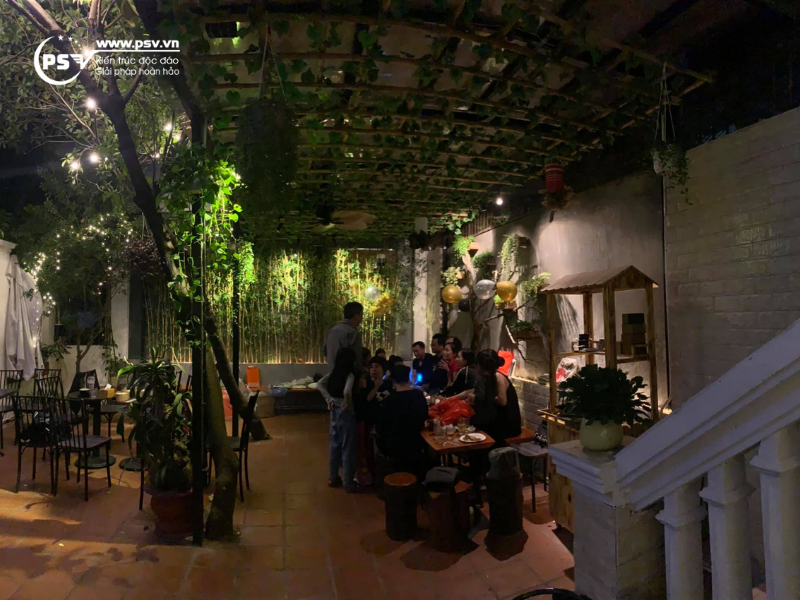 PSV thiết kế hệ cây xanh cho quán cafe