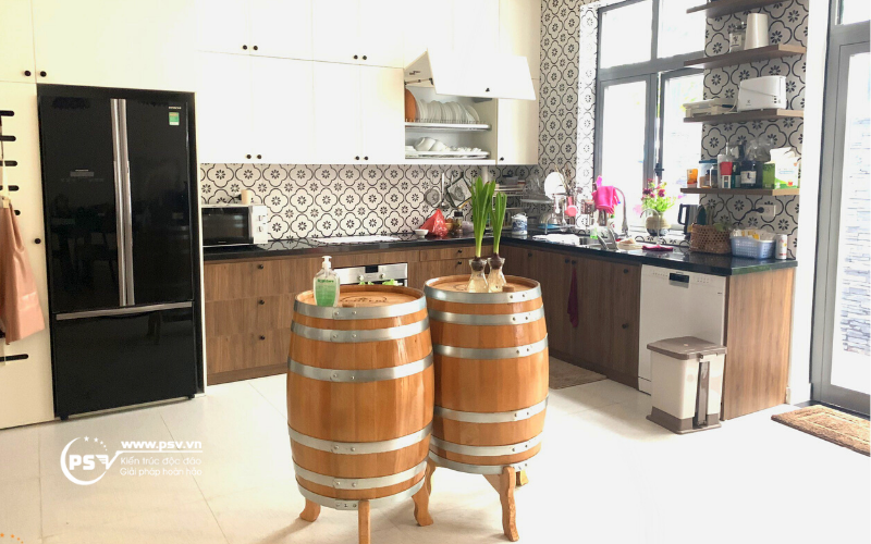 Phòng bếp của căn biệt thự Nguyệt Quế
